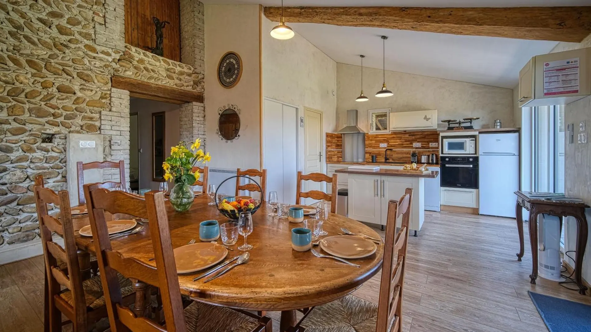 Maison Michonieres - Gite 3 Etoiles - 8 Personnes Miribel  Holiday home