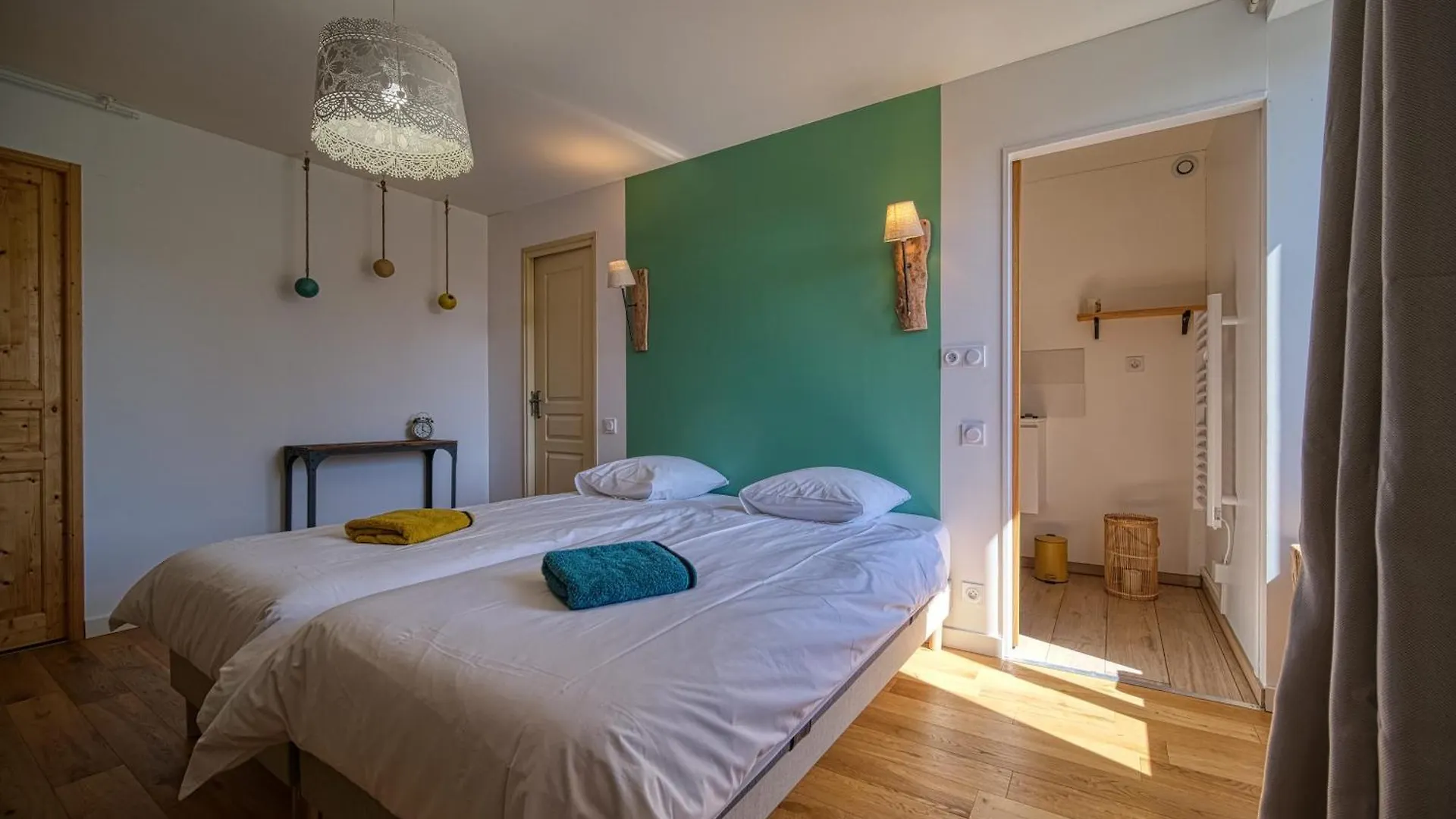 Maison Michonieres - Gite 3 Etoiles - 8 Personnes Miribel  France