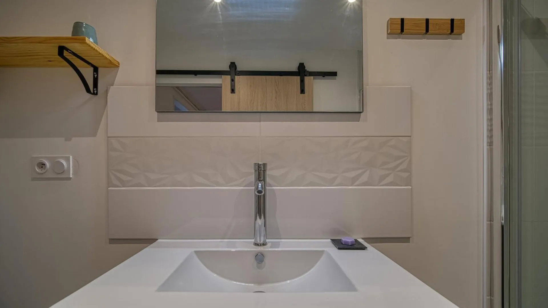 Maison Michonieres - Gite 3 Etoiles - 8 Personnes Miribel  Holiday home Miribel (Drome)